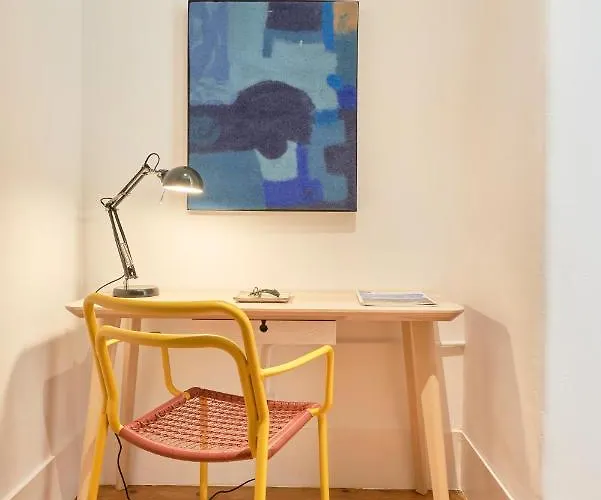 Sunny Pink Street Historical Apt, By Timecooler Apartment Lisbon