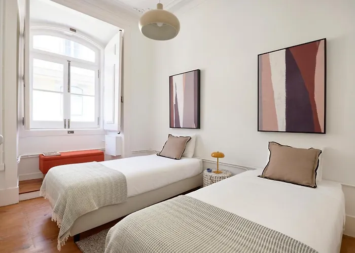 Sunny Pink Street Historical Apt, By Timecooler Apartment Lissabon
